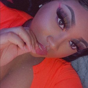 Meet your Posher, Leah